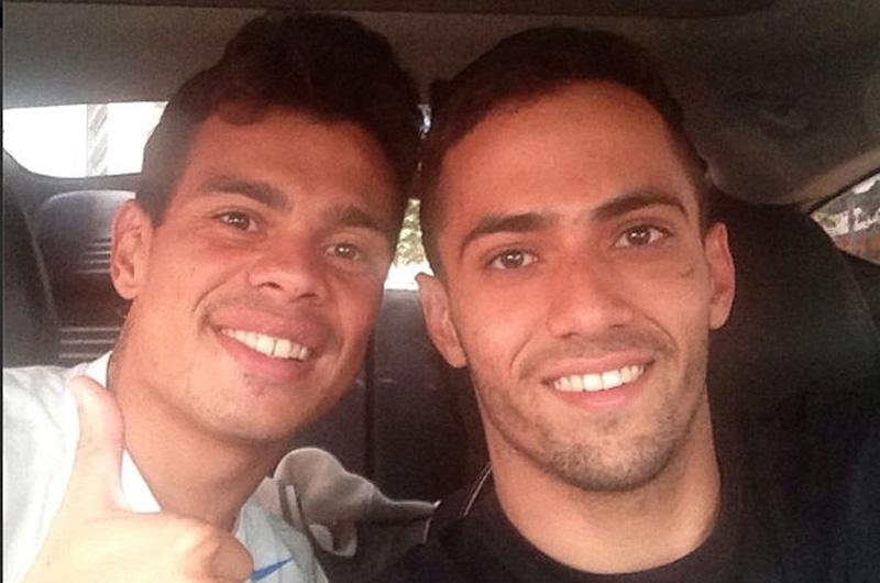 Amigo de Bernardo publica foto e nega que ele tenha sido torturado por traficantes