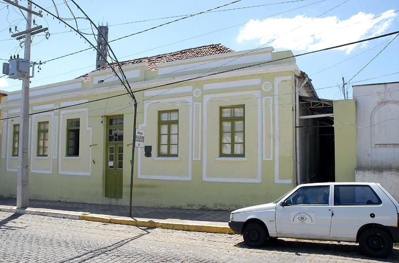 Estrutura nos fundos do antigo pr&eacute;dio da C&acirc;mara &eacute; considerada inadequada