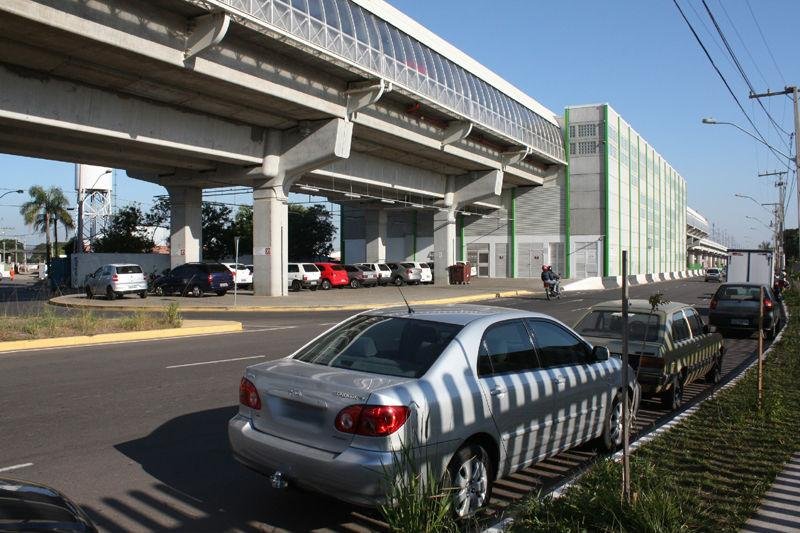 Nos primeiros meses do ano, chegaram a ser registrados tr&ecirc;s furtos ou arrombamentos por dia em ve&iacute;culos na &aacute;rea