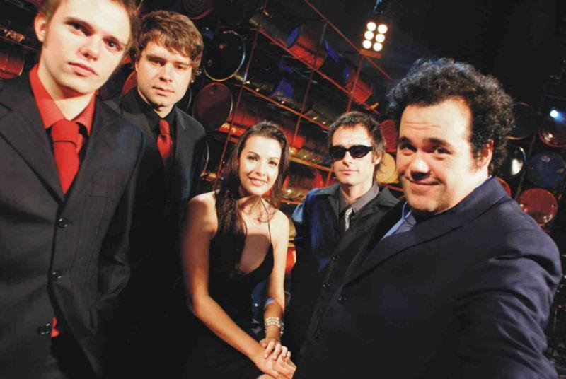 Bid&ecirc; ou Balde encerra o Festival Movimento Hot Spot domingo