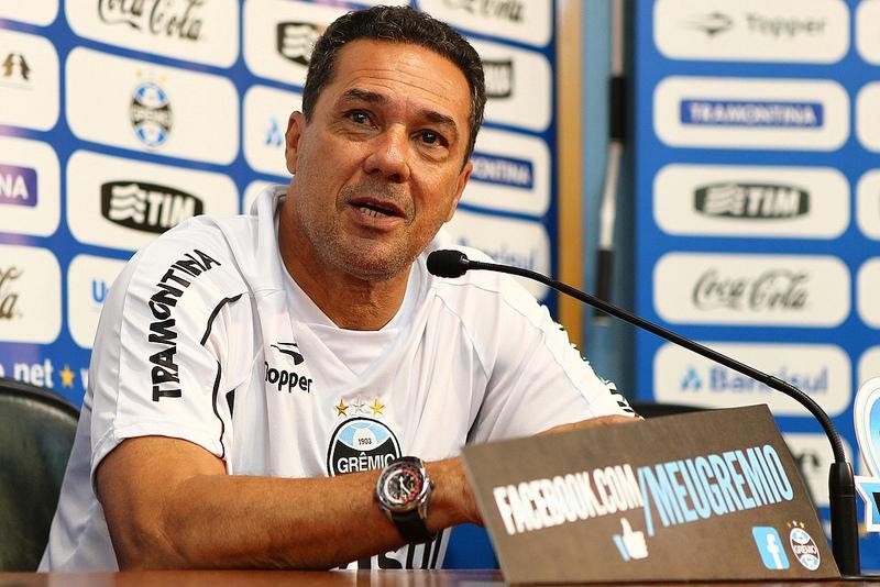 Luxa quer que a Arena se transforme em Ol&iacute;mpico na quarta-feira
