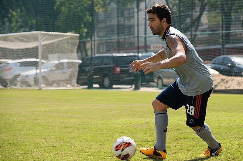 Deco &eacute; flagrado no exame antidoping