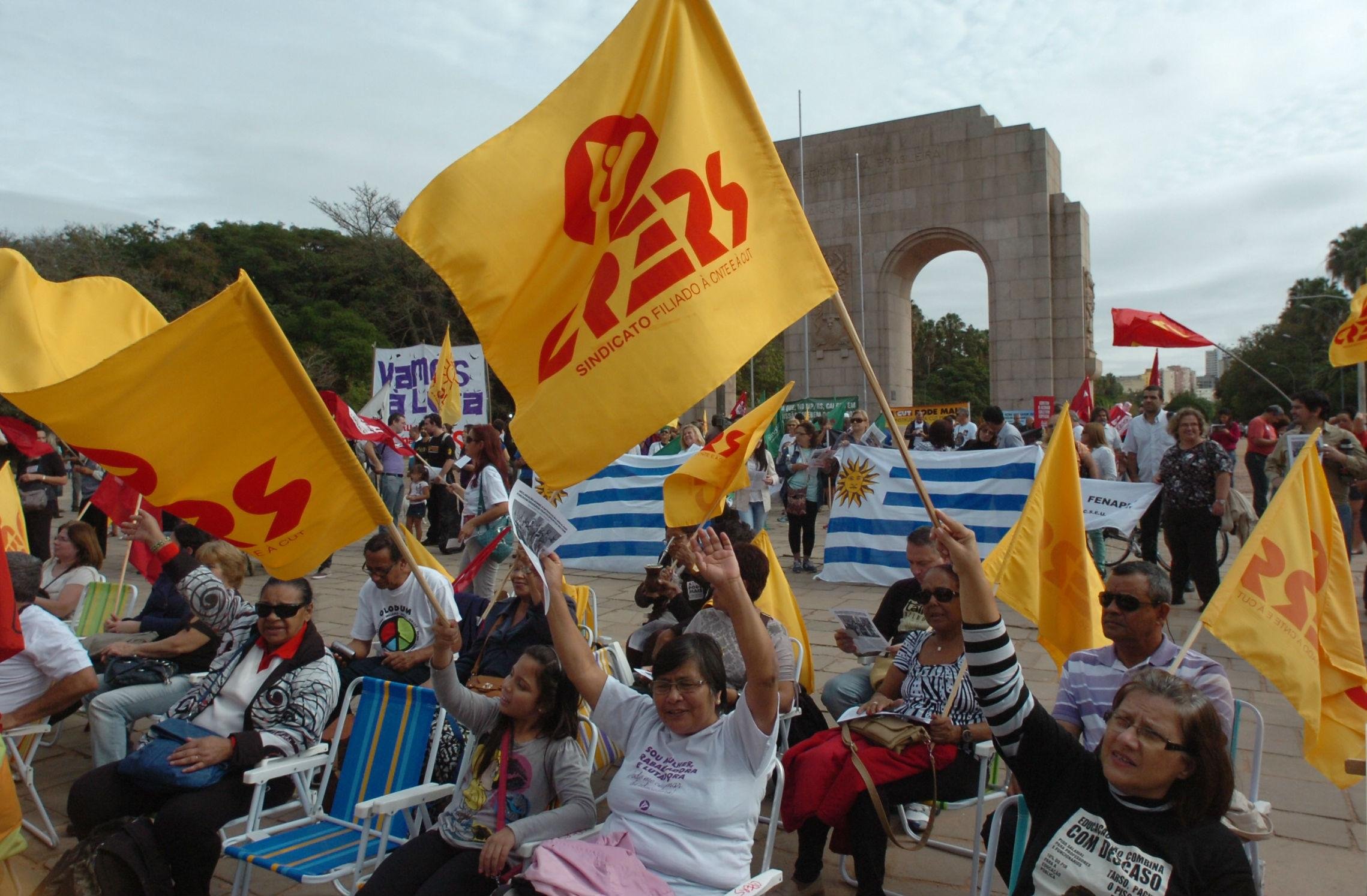 Grupo se reuniu no Parque da Reden&ccedil;&atilde;o para protestar por melhorias nas condi&ccedil;&otilde;es de trabalho