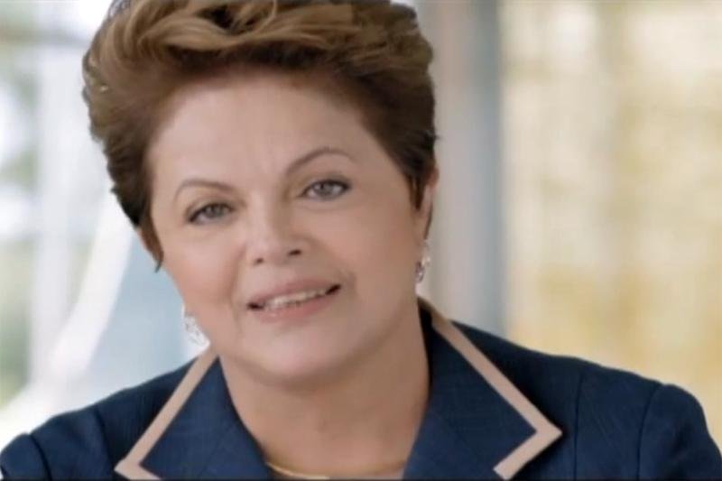 Dilma prop&otilde;e investimento total de royalties do petr&oacute;leo em educa&ccedil;&atilde;o