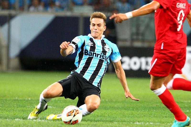 Bressan fica fora de treino, mas n&atilde;o preocupa o Gr&ecirc;mio