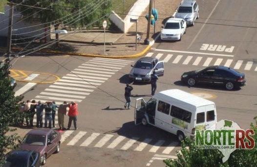Quadrilha assaltou banco e fez ref&eacute;ns em Sarandi, no Norte 