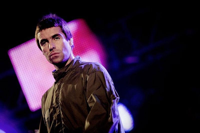 Liam Gallagher escapa de morte por rea&ccedil;&atilde;o al&eacute;rgica