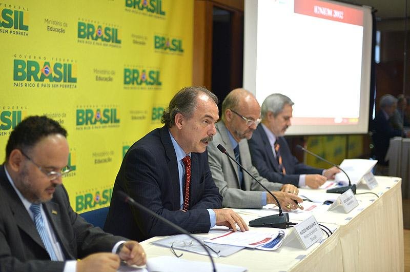 Provas do Enem 2013 ser&atilde;o nos dias 26 e 27 de outubro