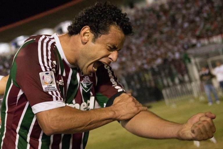 Gols de Fred e Carlinhos aliviaram o sufoco com os contra-ataques dos equatorianos