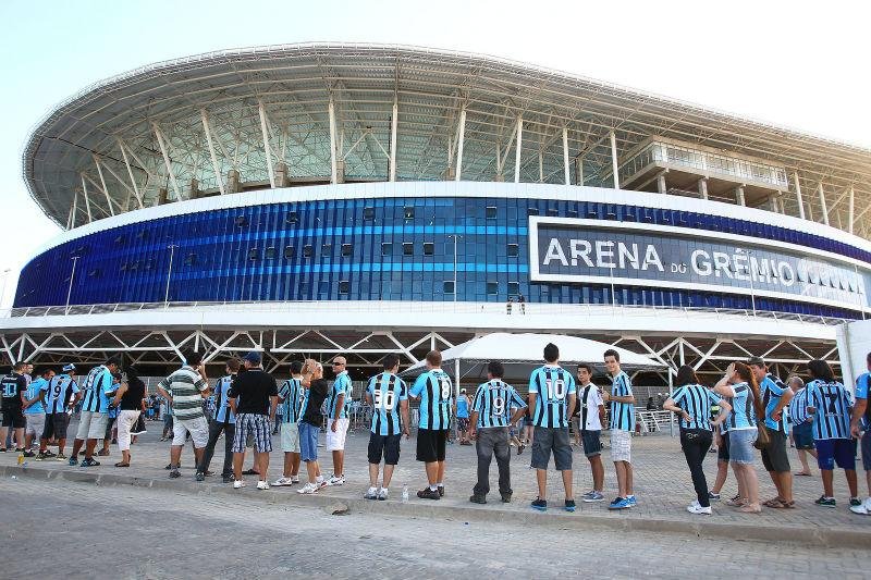 Dire&ccedil;&atilde;o tem dois meses para equilibrar finan&ccedil;as do Gr&ecirc;mio