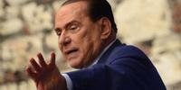 Berlusconi foi denunciado por prostituição de menores