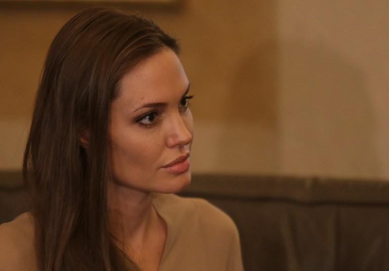 Angelina Jolie revelou ter feito uma cirurgia para retirar os seios