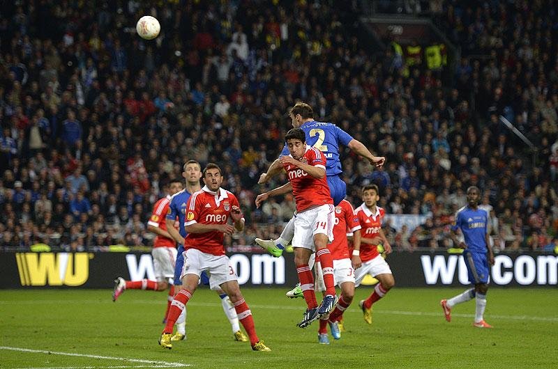 Chelsea supera Benfica com gol aos 47 e consquita Liga Europa