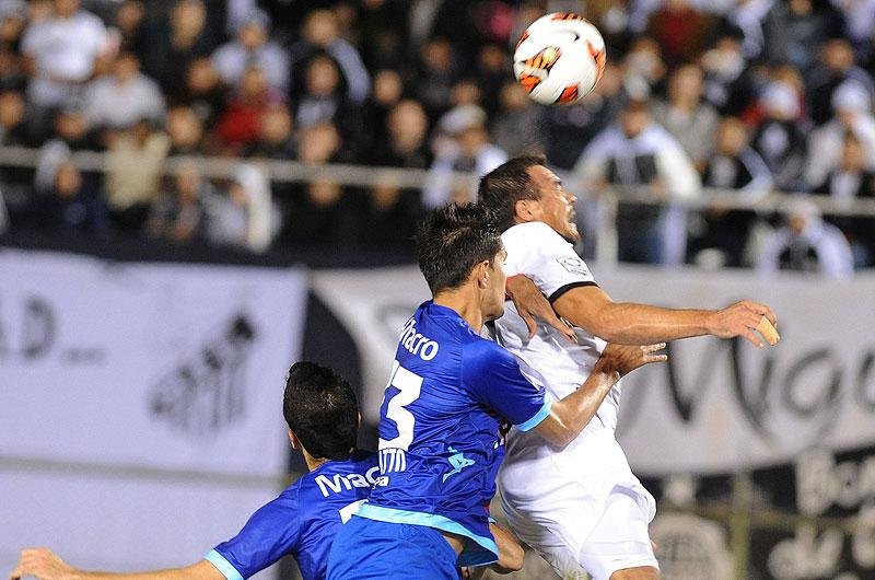 Olimpia vence o Tigre por 2 a 0 e encara o Flu na Libertadores