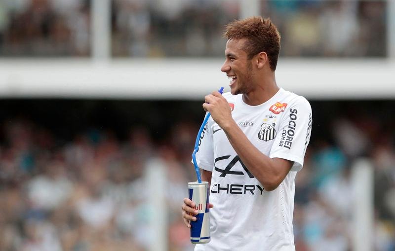 Proposta do Barcelona para contratar Neymar foi negada