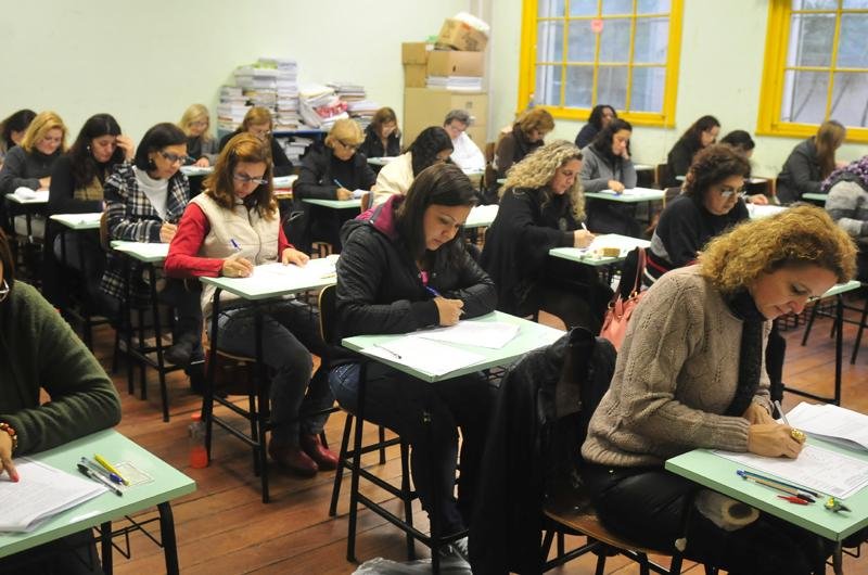 Prova deste domingo reuniu quase 64 mil candidatos