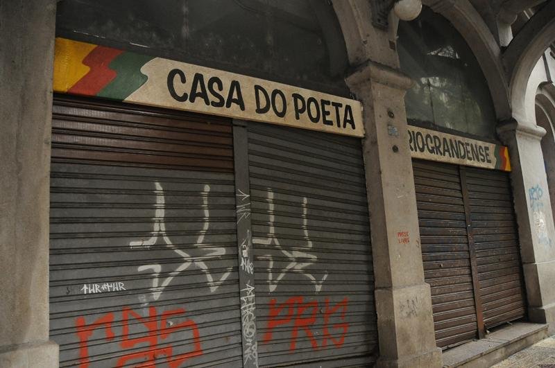 Casa do Poeta n&atilde;o consegue utilizar o espa&ccedil;o localizado no viaduto Ot&aacute;vio Rocha
