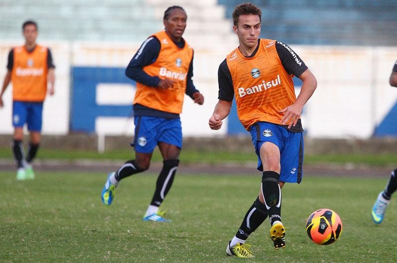Bressan ganhou o lugar de Cris no coletivo