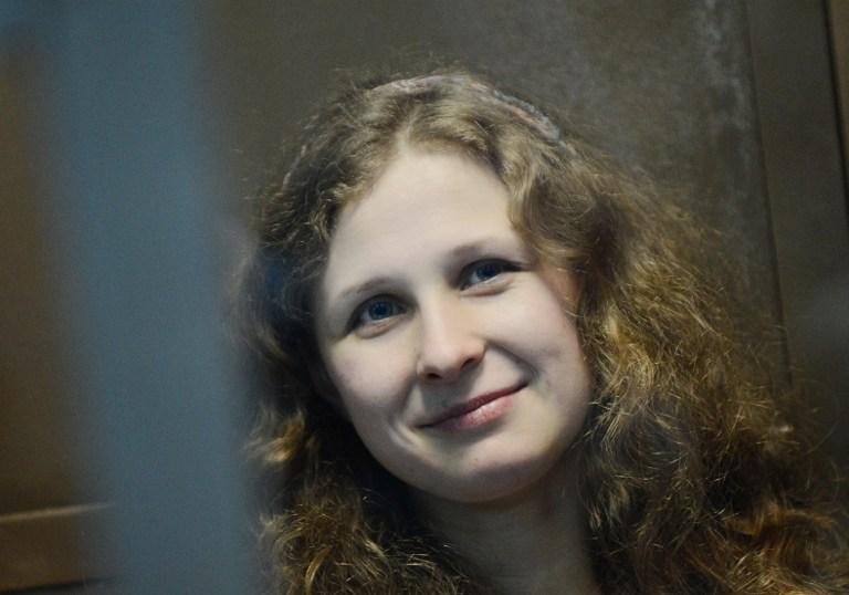 Maria Alekhina est&aacute; presa desde fevereiro do ano passado