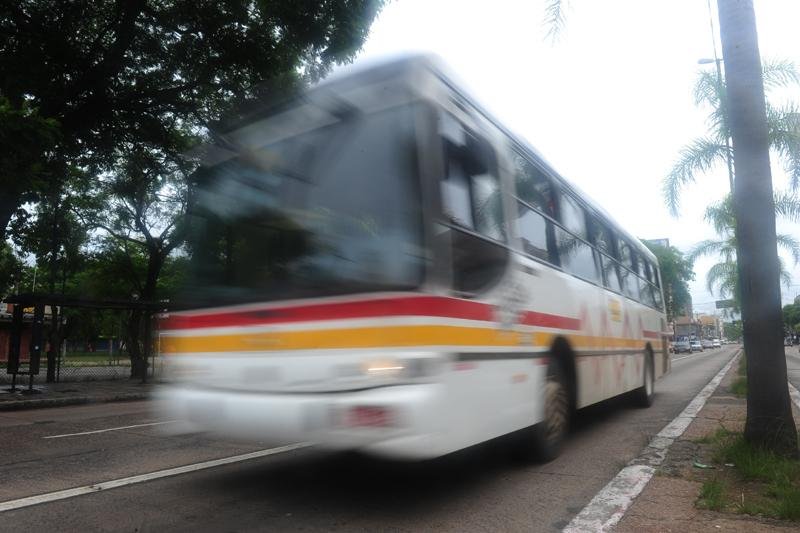 EPTC ainda espera decis&atilde;o judicial quanto ao reajuste da passagem dos coletivos