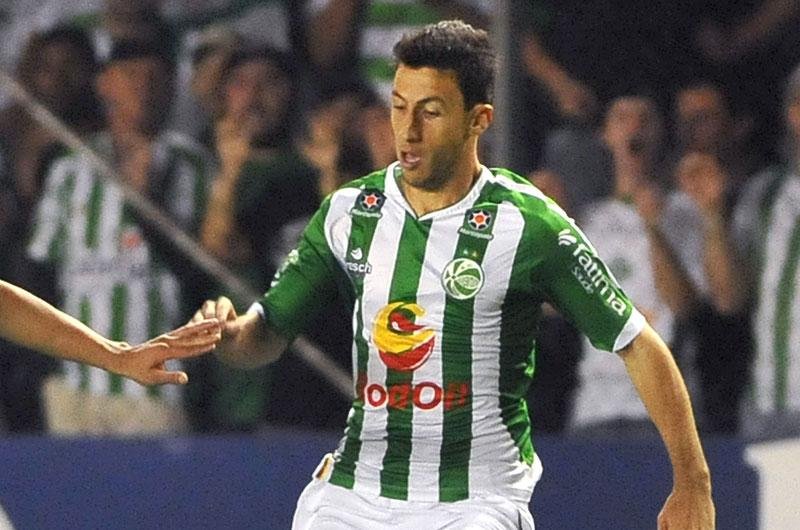 Gr&ecirc;mio negocia contrata&ccedil;&atilde;o de Mois&eacute;s, do Juventude