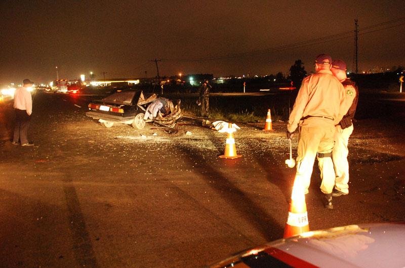 Acidente deixa pelo menos dois mortos em Canoas