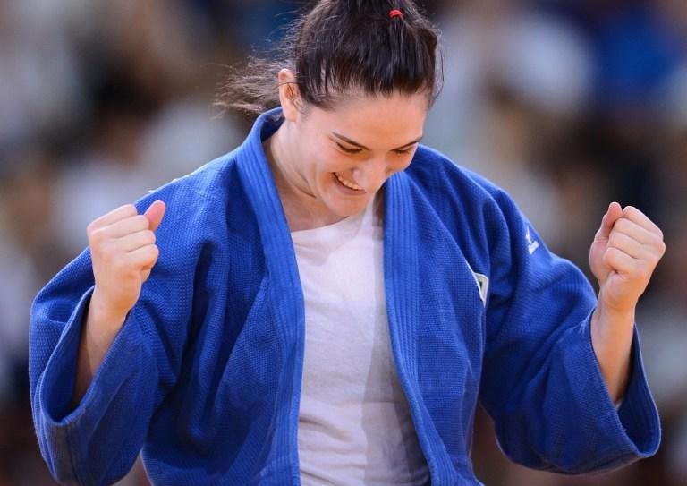 Mayra Aguiar volta a ser n&uacute;mero 1 do mundo na categoria meio-pesado