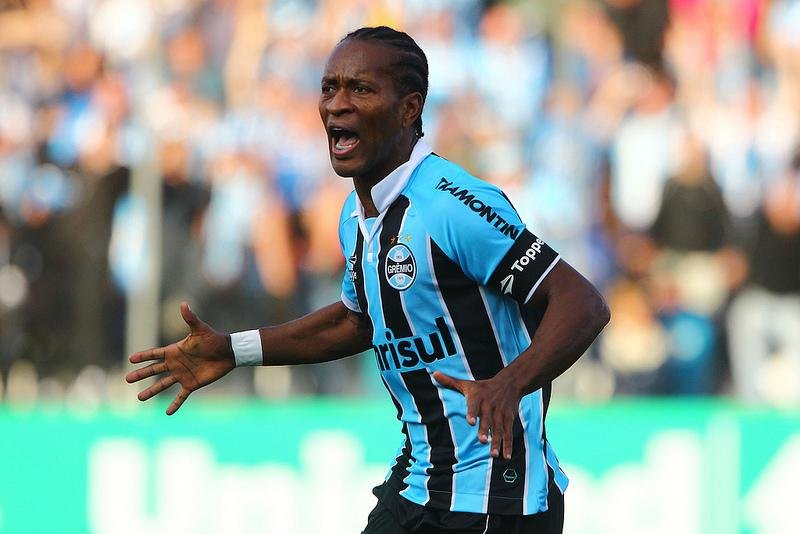 Z&eacute; Roberto abriu o placar para o Tricolor