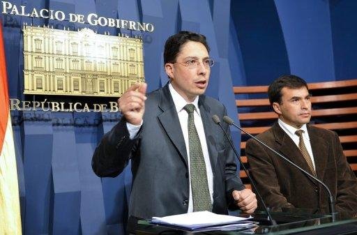 Deputado boliviano critica pris&otilde;es de corintianos