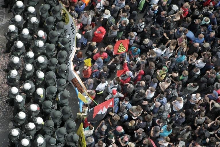Milhares de pessoas protestam na Alemanha contra a austeridade