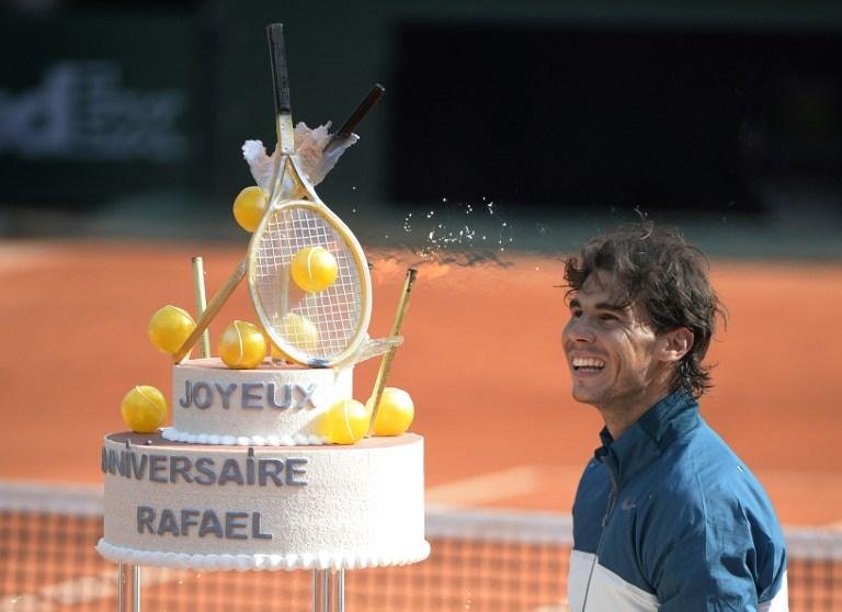 Espanhol comemorou anivers&aacute;rio nesta segunda-feira no saibro de Roland Garros