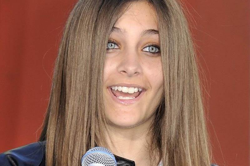 Paris, de 15 anos, teria tentado suic&iacute;dio conforme site de celebridades dos EUA