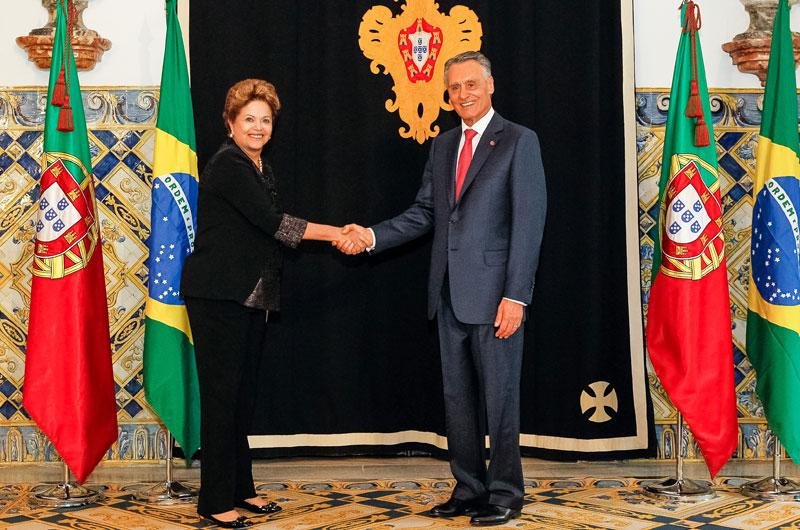 Dilma diz que Brasil est&aacute; ajudando Portugal durante a crise econ&ocirc;mica