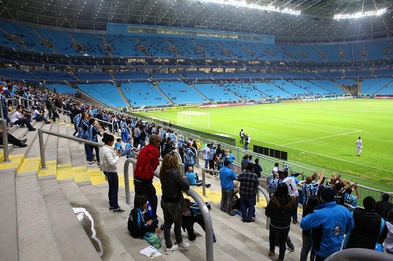 Casais ter&atilde;o desconto para jogo entre Gr&ecirc;mio e S&atilde;o Paulo