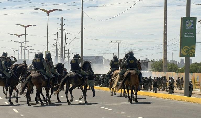 O protesto em Fortaleza &eacute; chamado +P&atilde;o-Circo e foi organizado via Facebook