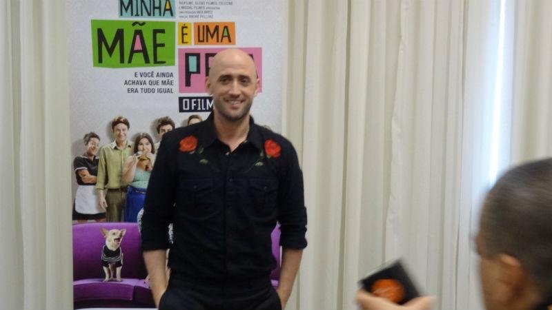 Paulo Gustavo incorpora uma m&atilde;e louca pelos filhos em Minha M&atilde;e &eacute; uma Pe&ccedil;a