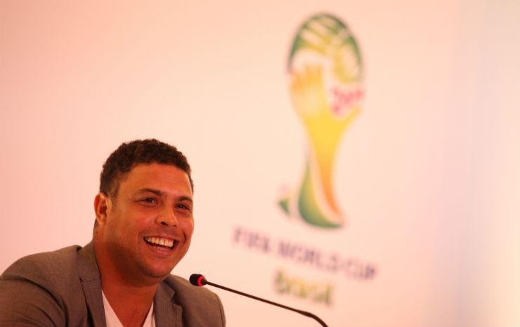 Em 2011, Ronaldo foi eleito membro do Comit&ecirc; Organizador Local
