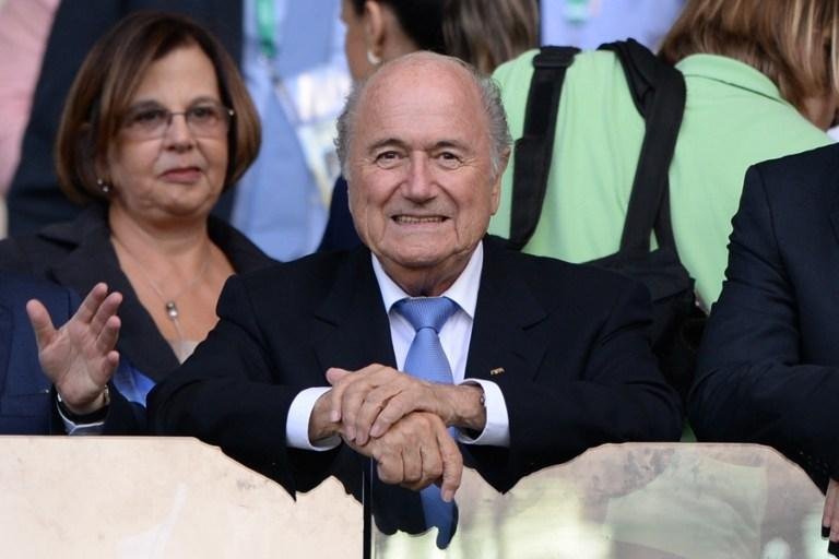 Fifa confirma Blatter nas semifinais da Copa das Confedera&ccedil;&otilde;es 