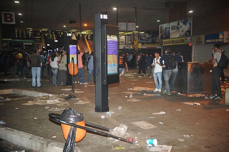 Cerca de 600 rodovi&aacute;rios participam do protesto em Bras&iacute;lia