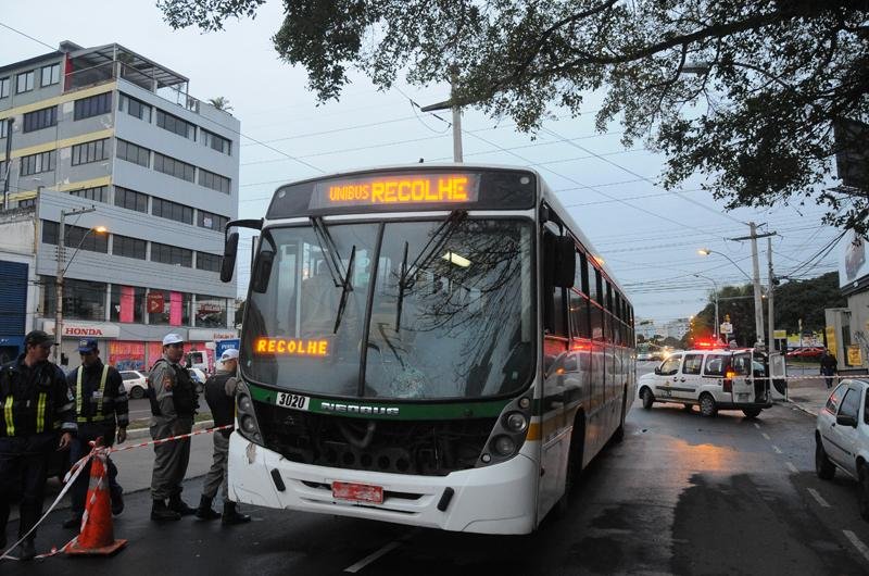 Acidente ocorreu na avenida Ipiranga esquina com Azenha