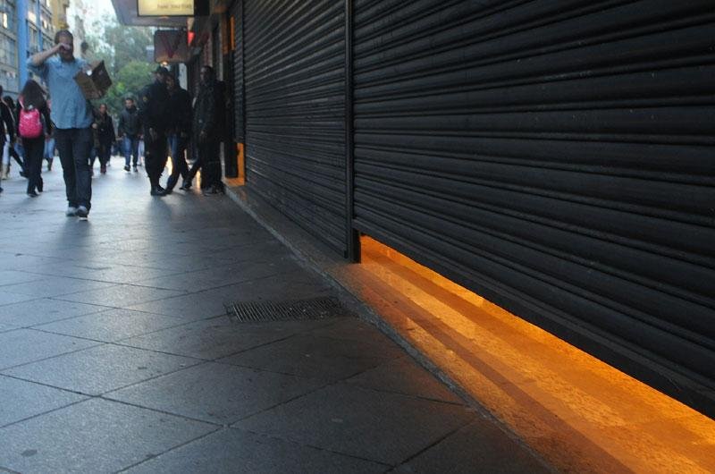 Comerciantes fecharam lojas no centro de Porto Alegre