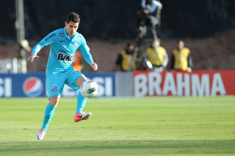Miralles deve retornar ao Colo Colo, do Chile 