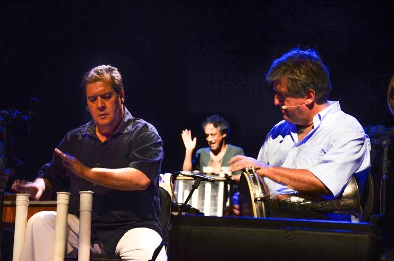 Grupo reinventa sonoridade para interpretar maiores hits do quarteto de Liverpool