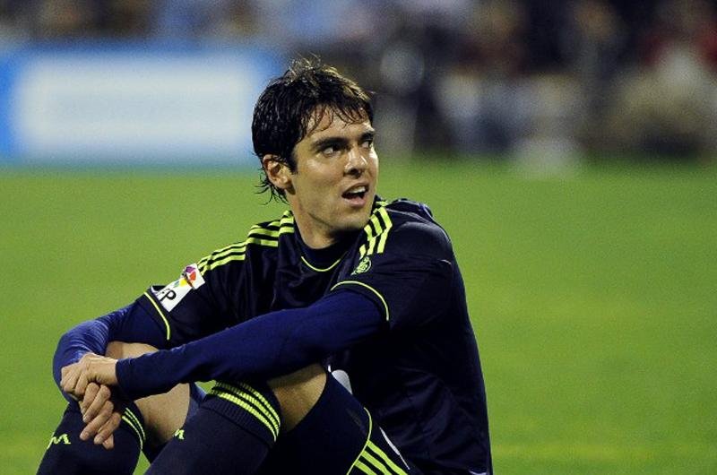 Kak&aacute; entrou na lista de negoci&aacute;veis no Real Madrid 