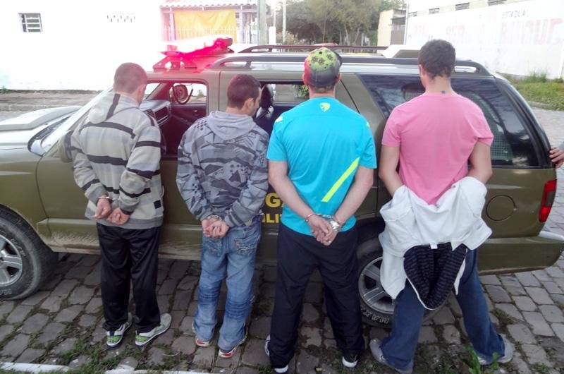 Homens presos t&ecirc;m entre 18 e 26 anos