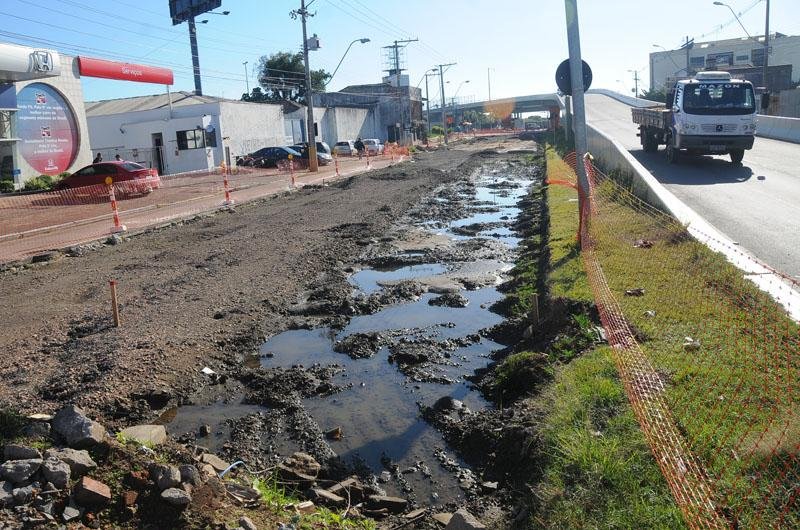 Obras na avenida Cear&aacute; ocorrem desde fevereiro 