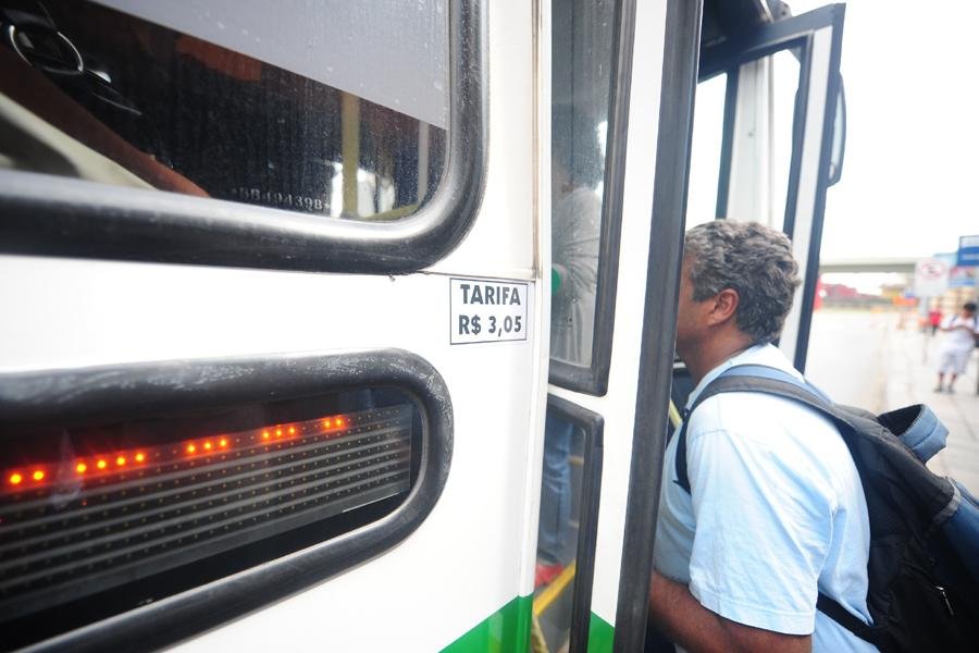 Segundo vereadores, c&aacute;lculo de isen&ccedil;&atilde;o de impostos levaria em conta o valor da tarifa antiga, de R$ 3,05