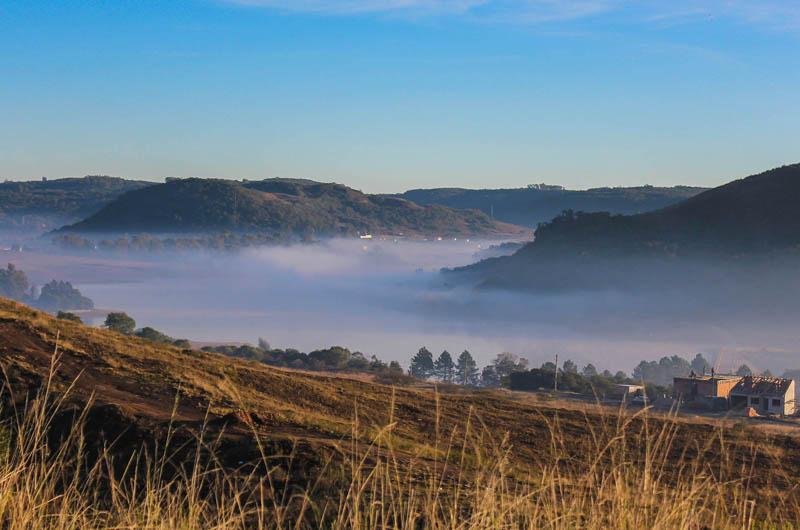 Frio e c&eacute;u azul marcaram o amanhecer em Santana do Livramento