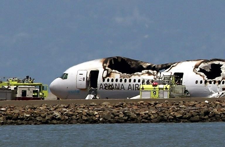 Aeronave se acidentou ap&oacute;s tocar o solo