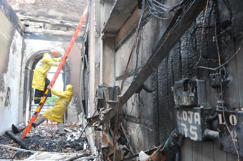 Em 2013, novo inc&ecirc;ndio consumiu 10% do pr&eacute;dio